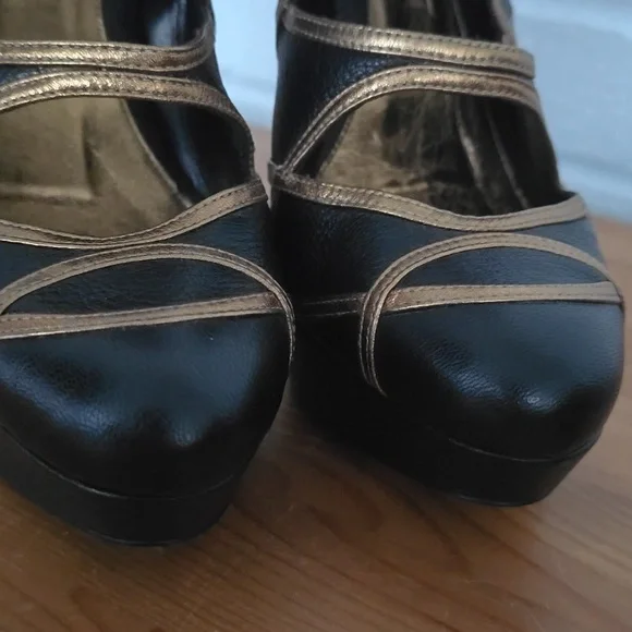 Alexander McQueen High Armadillo Boot 130 NWOT - Picture 11 of 12